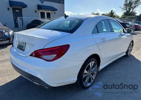 2019 Mercedes-Benz Cla 250 z USA, uszkodzony, nr VIN WDDSJ4EB4KN738662